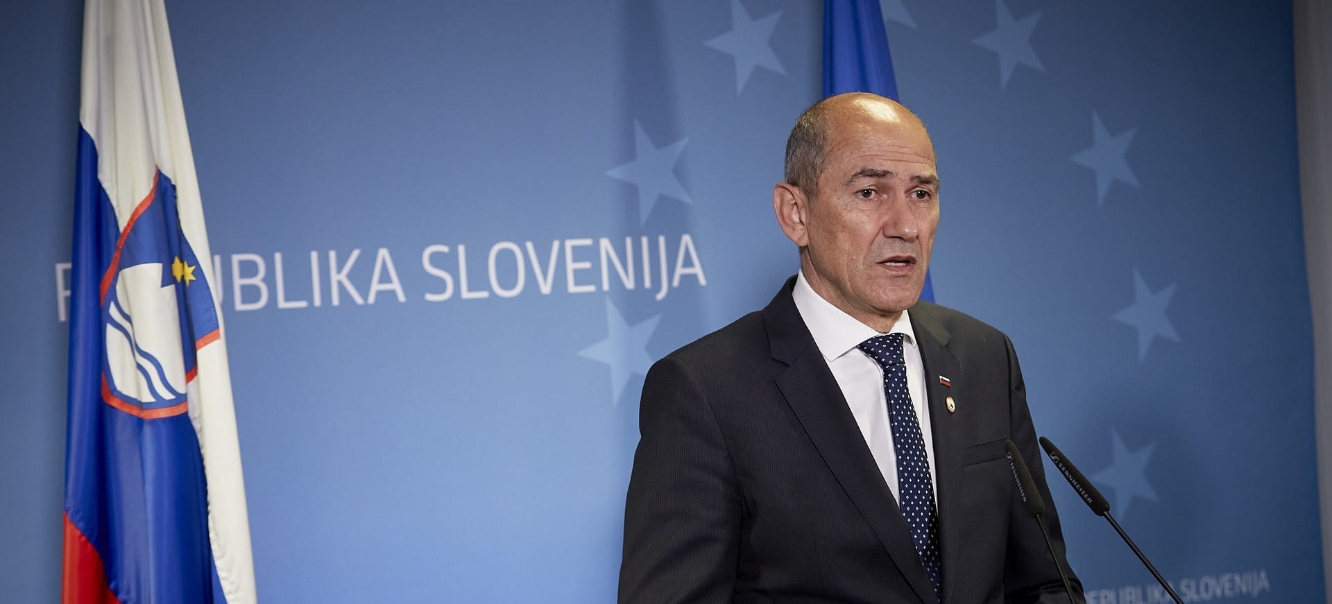 Predsednik vlade Janez Janša: Z vrha EU odhajamo zadovoljni, dosegli smo ambiciozen dogovor