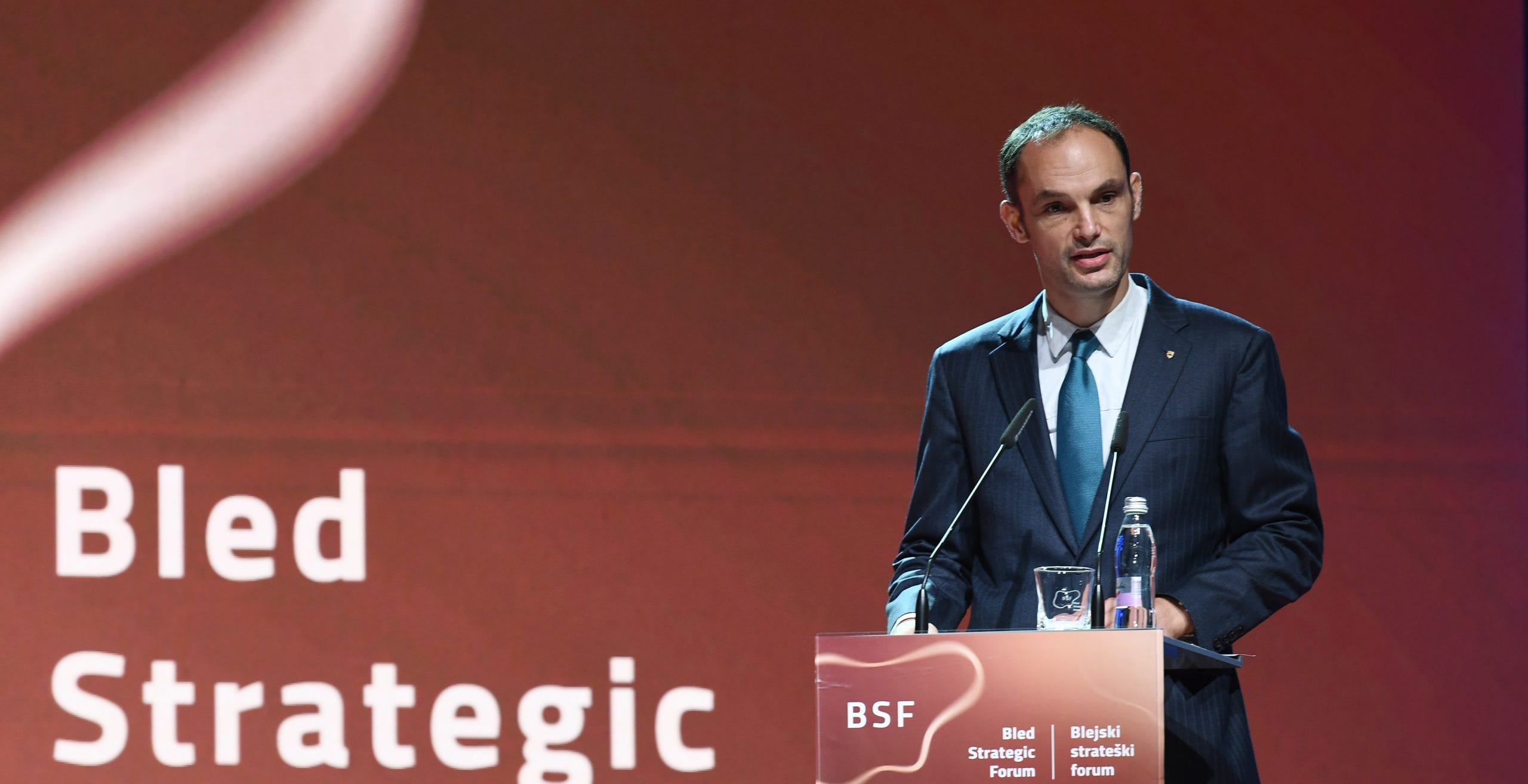 Minister dr. Logar odprl Blejski strateški forum
