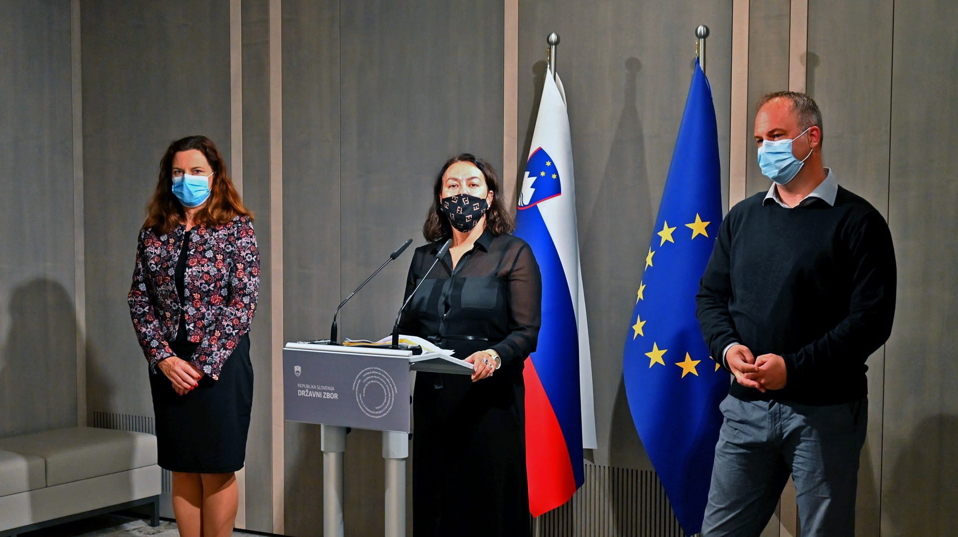 Anja Bah Žibert: Predsednik KNOVS Matjaž Nemec ni želel dati na glasovanje ključnih predlogov sklepov