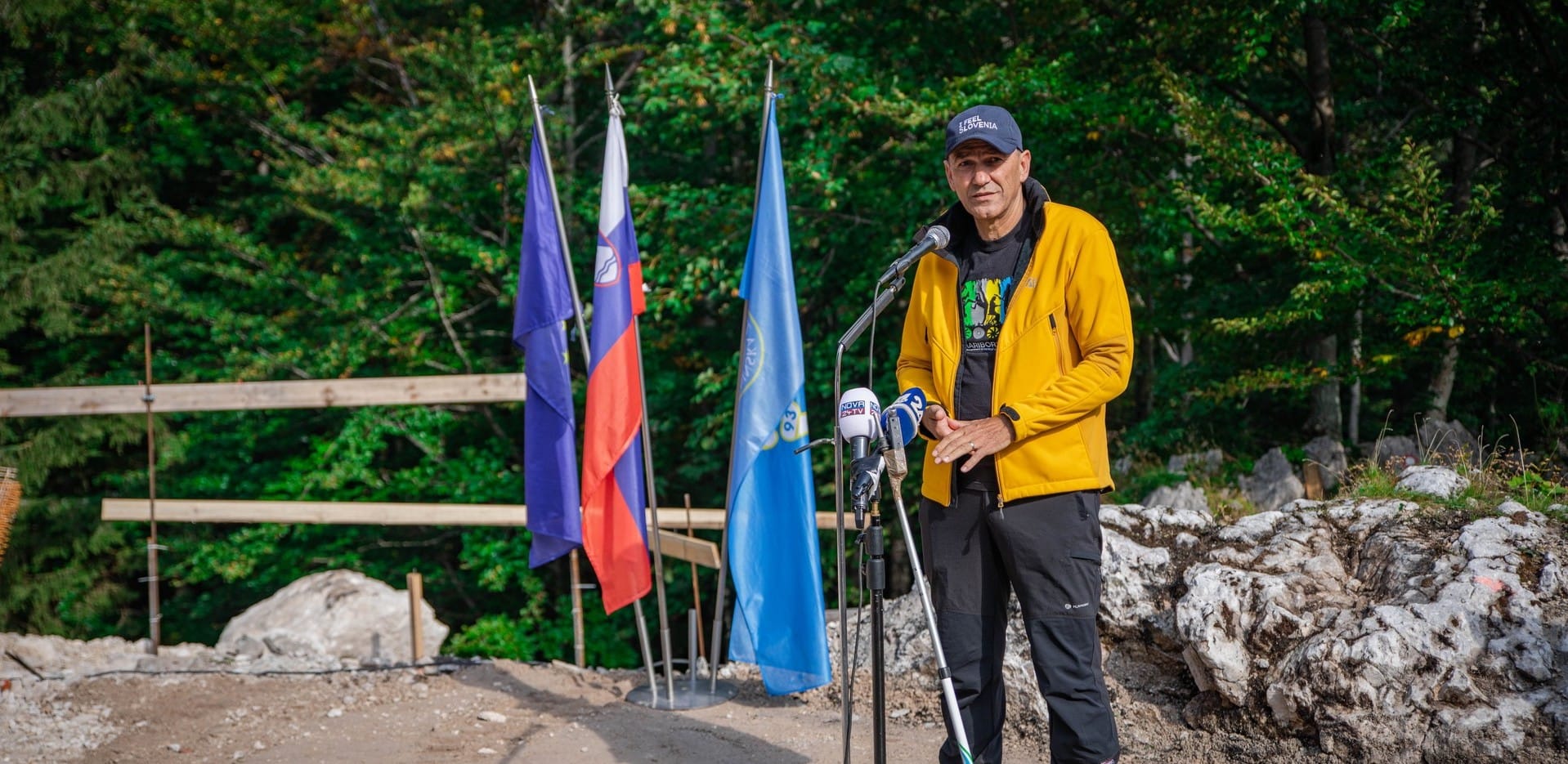 Predsednik vlade Janez Janša na Okrešlju: Ta vlada podpira vse, kar nas kot narod združuje