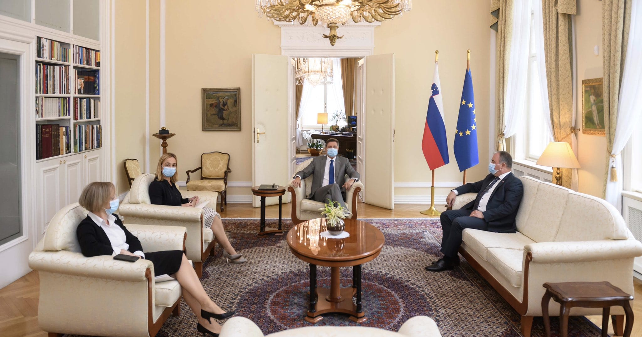Vodja poslanske skupine SDS Danijel Krivec na posvetu pri predsedniku Republike Slovenije Borutu Pahorju