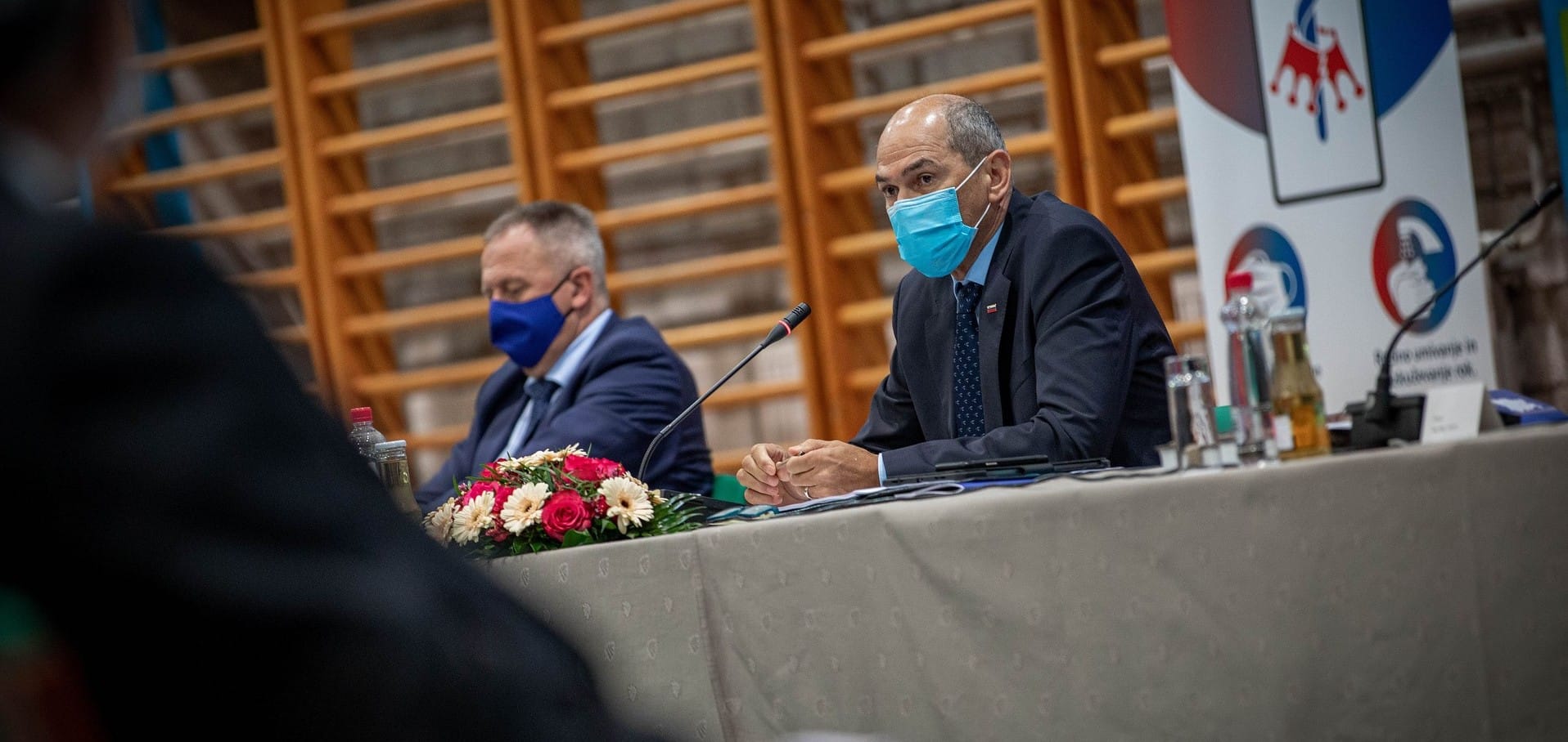 Predsednik vlade Janez Janša: Pri zajezitvi širjenja koronavirusa moramo sodelovati vsi