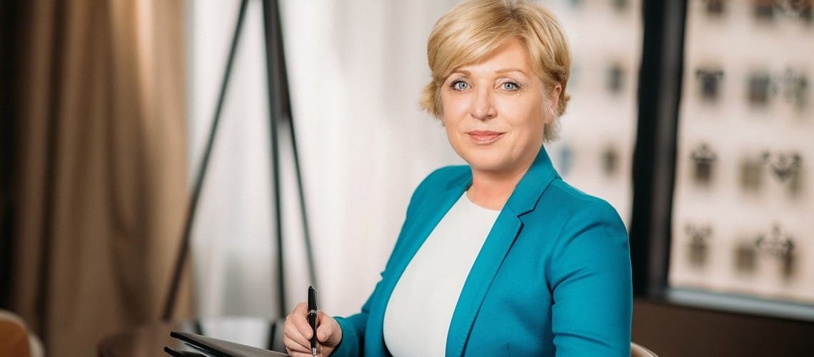 Romana Tomc: Hitri ukrepi lahko omejijo gospodarsko škodo zaradi Covid-19
