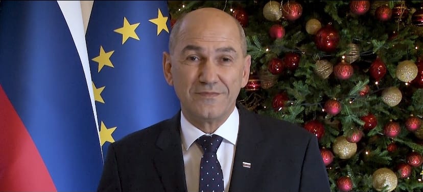 Predsednik vlade Janez Janša: Strnimo svoje vrste v boju z zahrbtno boleznijo, ki je enaka grožnja za vse