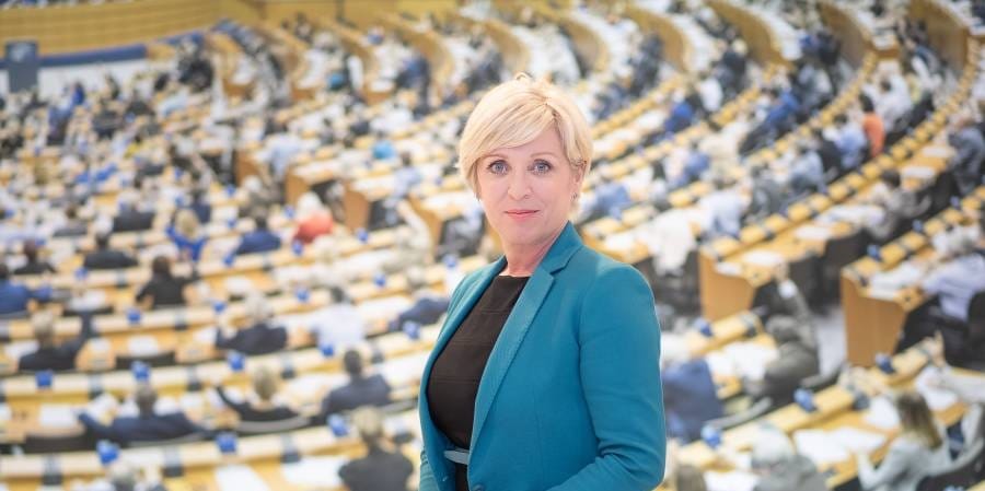 Romana Tomc: Evropa naj se cepi