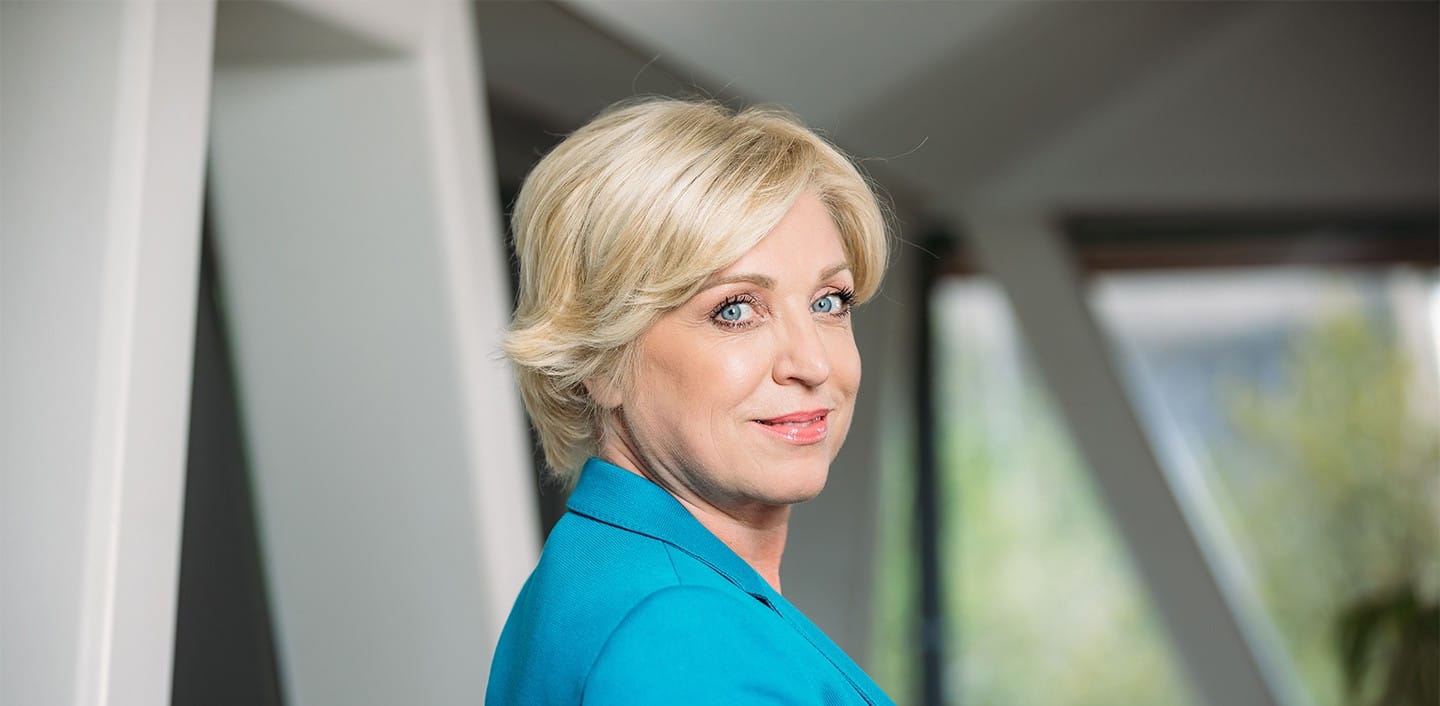 Romana Tomc o "prisilnem upokojevanju v PKP7"