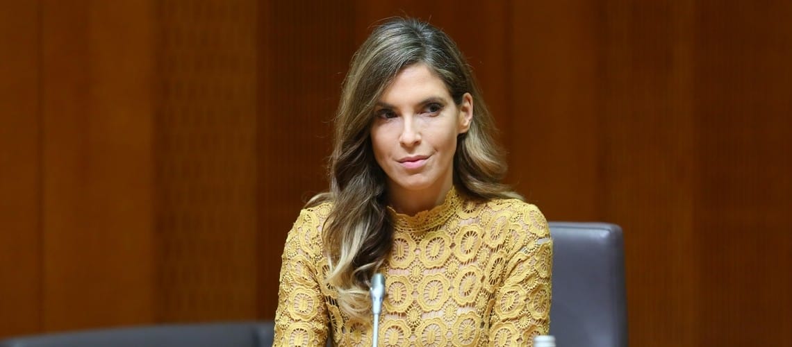 [STALIŠČE] Eva Irgl: Ciljno usmerjeni ukrepi v PKP8 podpirajo predvsem socialno najbolj ranljive skupine