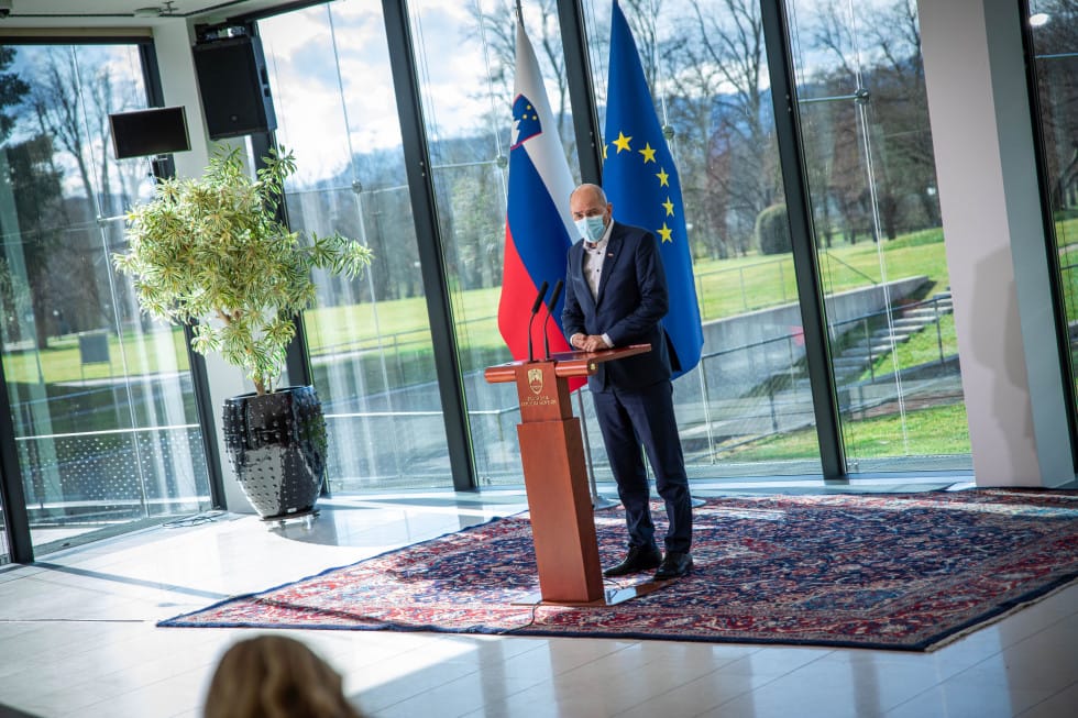 Predsednik vlade Janez Janša: Danes so tudi tisti, ki niso del vladne koalicije, dobili nekaj občutka o tem, s kakšnimi dilemami se vlada srečuje v mesecih epidemije