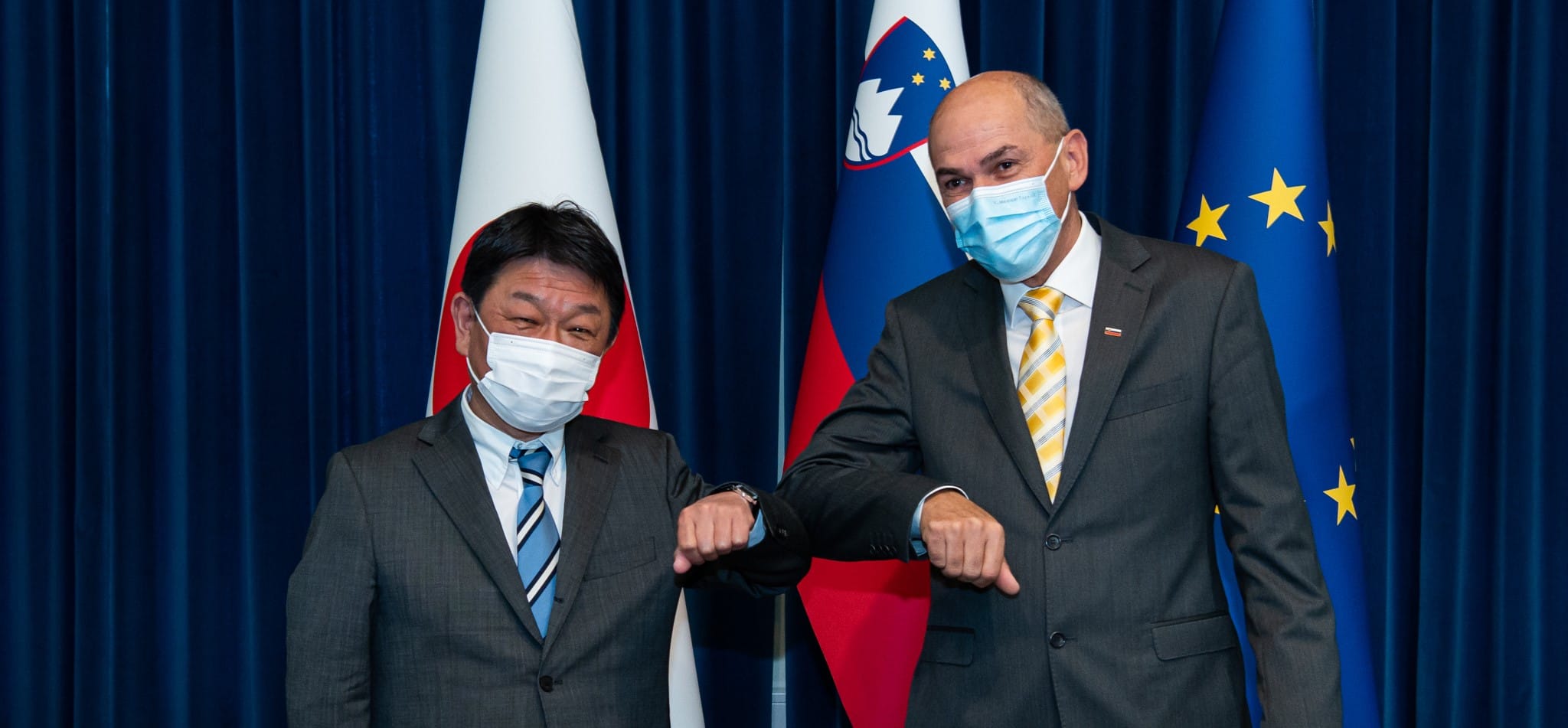 Predsednik vlade Janez Janša se je srečal z japonskim ministrom za zunanje zadeve