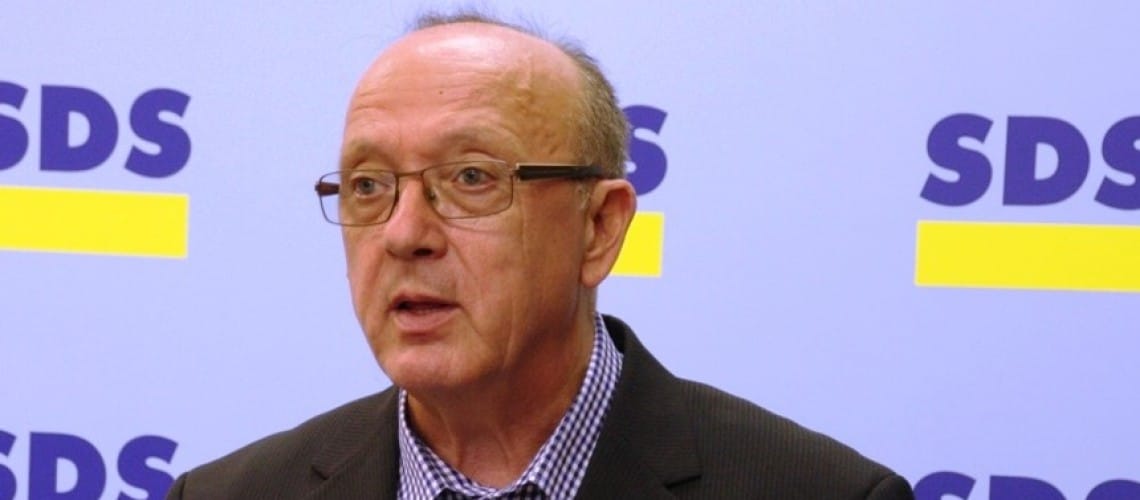 VINKO GORENAK: Vlada jim je prinesla znaten kup denarja, 500 ljudi pa proti temu protestira. Je lahko še kaj bolj neumnega in absurdnega?
