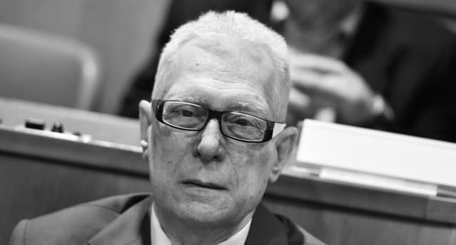 In memoriam dr. Lovro Šturm