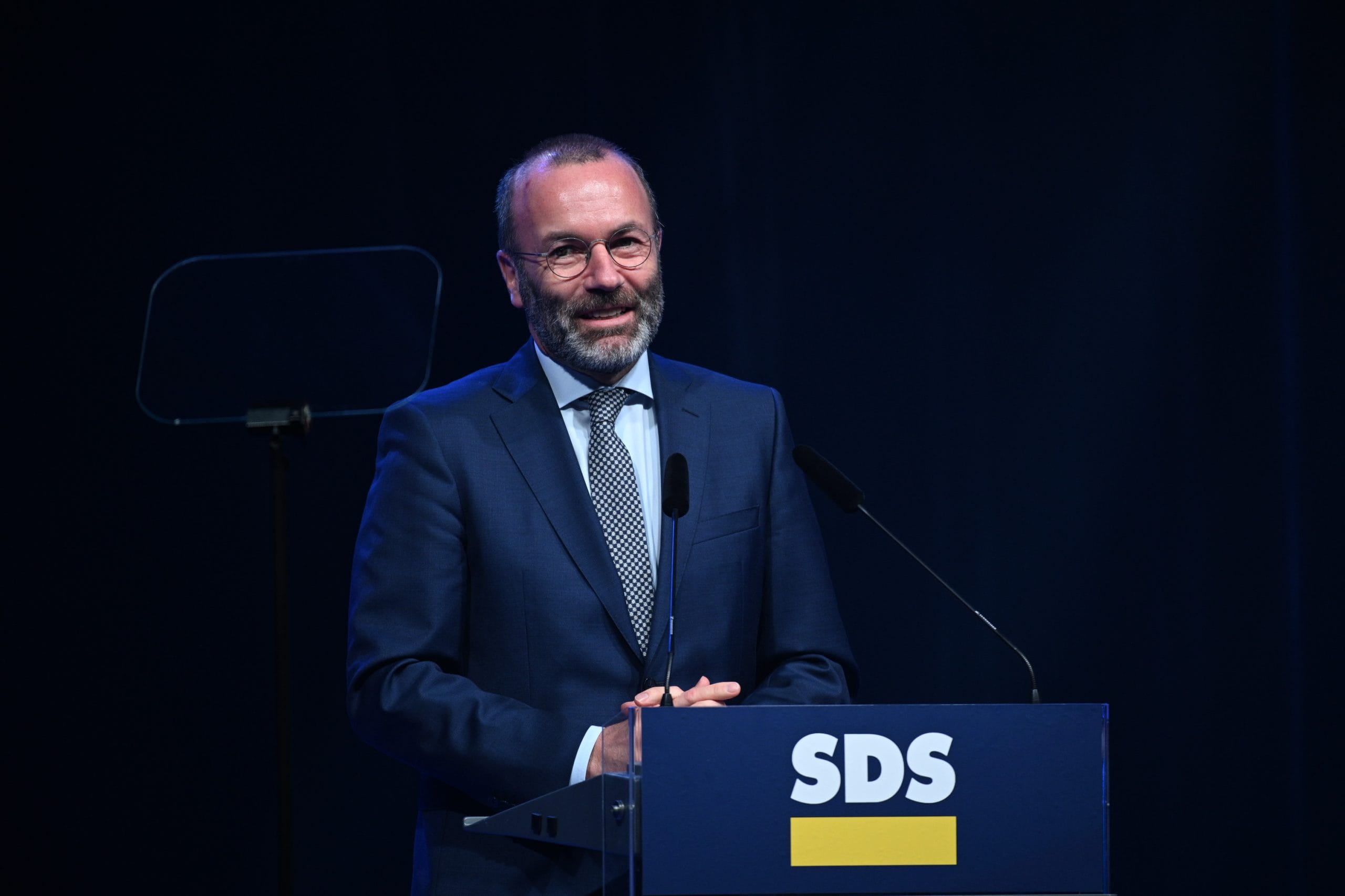 Manfred Weber: Rabimo voditelje, ki so že pokazali, da lahko državo in Evropo vodijo v težkih časih