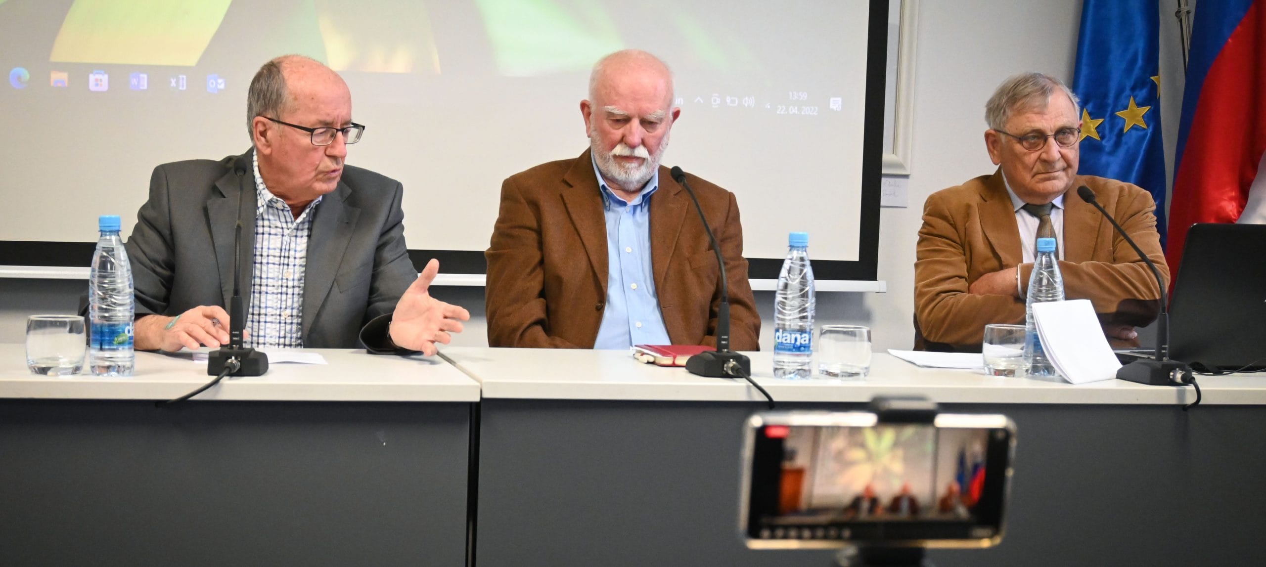 Zbor za republiko: Zagovarjamo bogato Slovenijo, ki je sposobna enakega razvoja za vse
