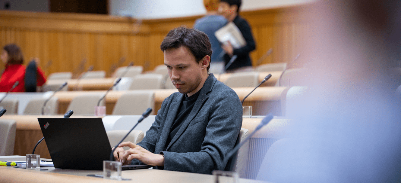 [POSLANSKO VPRAŠANJE] Zakaj se slovenska delegacija ne želi udeležiti ministrske konference Svetovne trgovinske organizacije?