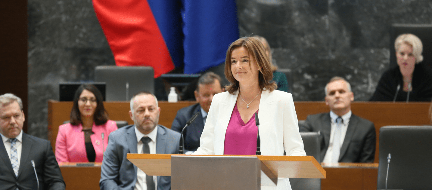 V SDS smo vložili interpelacijo zoper zunanjo ministrico Tanjo Fajon