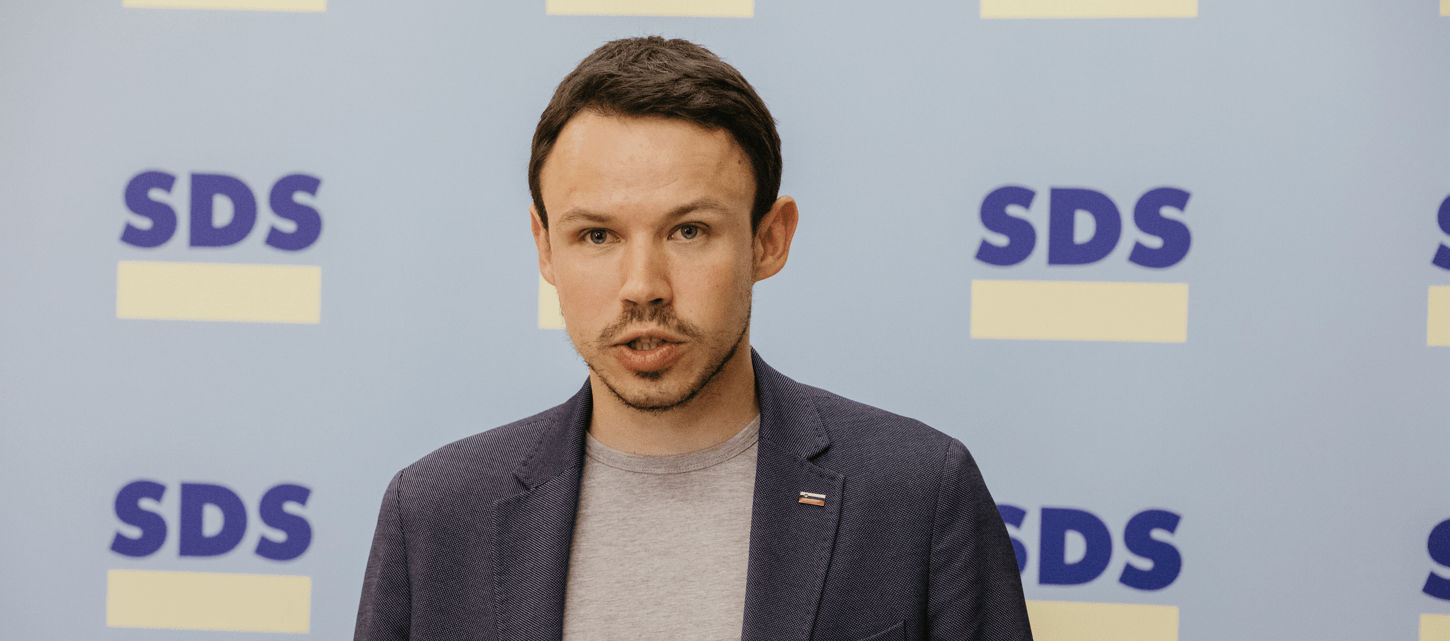 [POSLANSKO VPRAŠANJE] Na AGRFT potekala politična propaganda vladnih strank, kljub temu da statut univerze tega ne dovoljuje