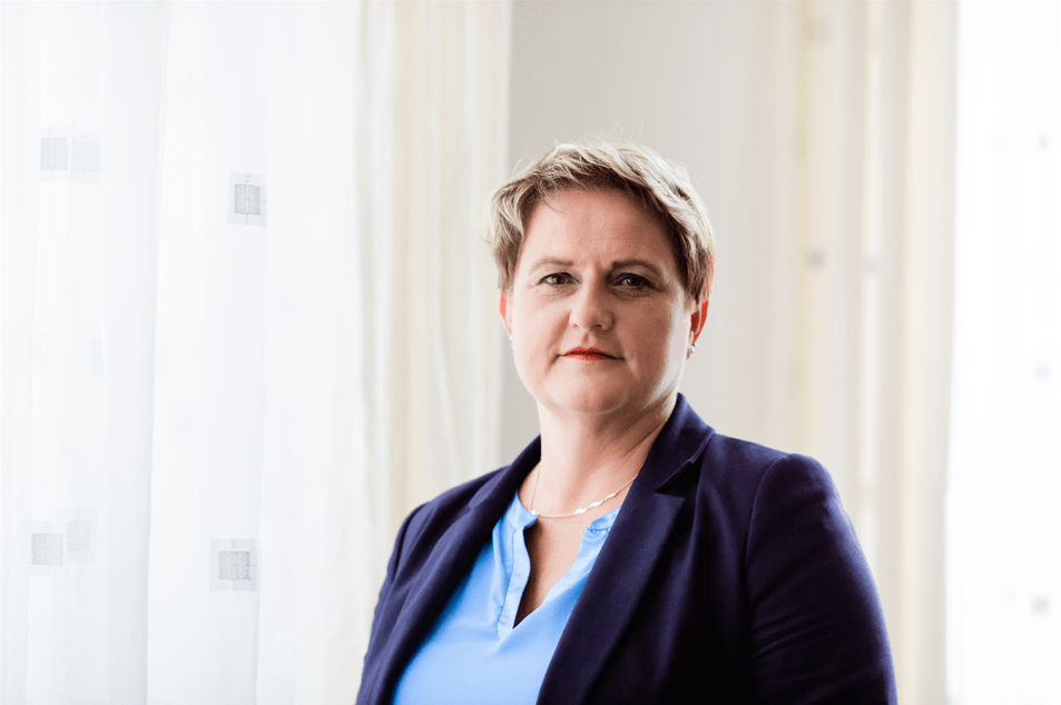 Jelka Godec: Skupaj začrtajmo odločne korake za zagotovitev varnosti zaposlenih v Državnem zboru RS