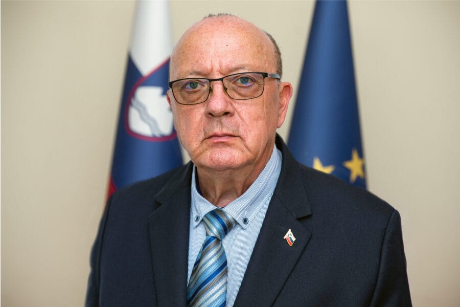 Dr. Vinko Gorenak: Sodni svet - Aleksander Karakaš- v tretje gre rado