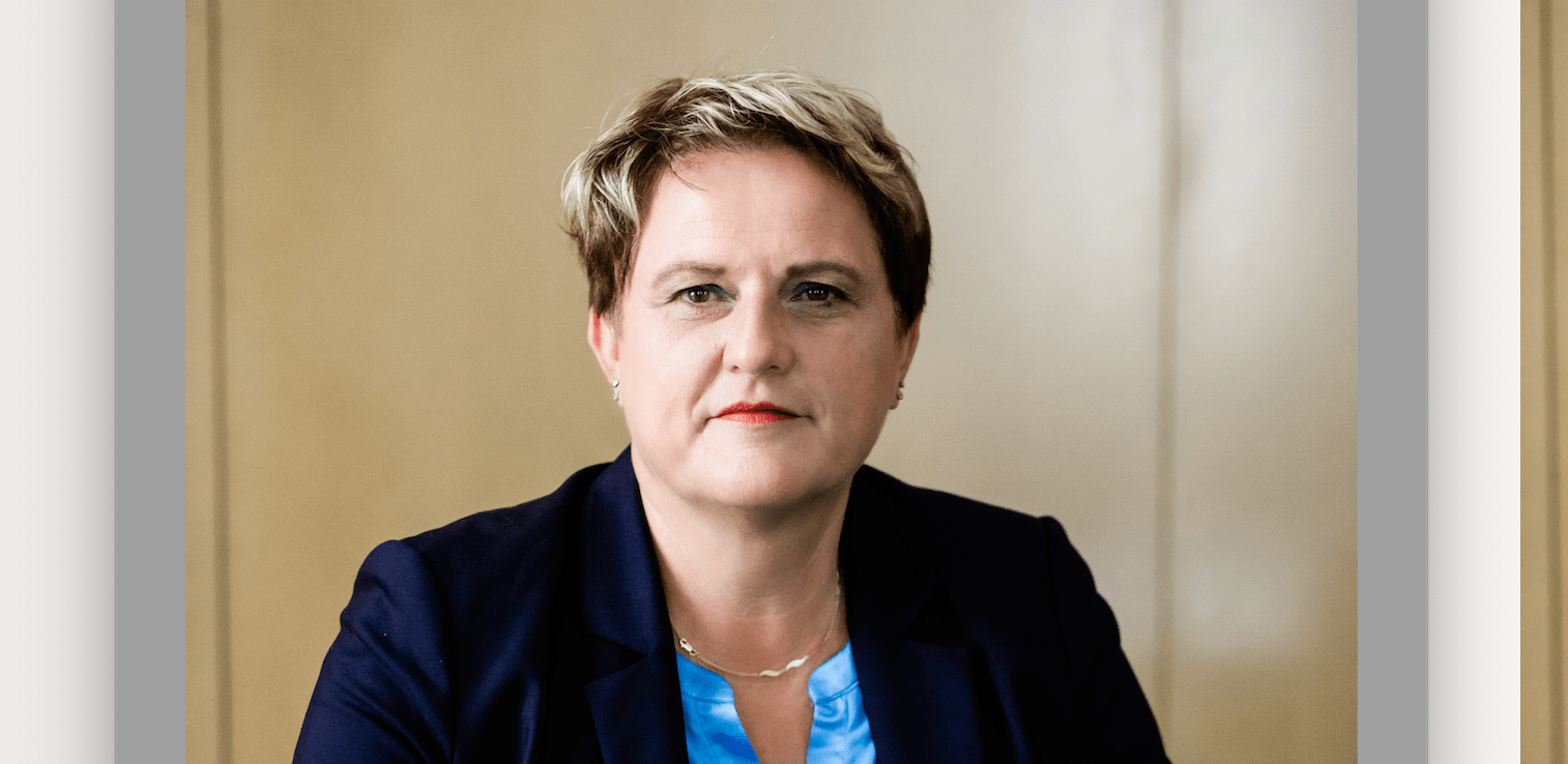 Jelka Godec: Covid naj bi bil v endemični fazi, vlada pa porablja dodatna finančna sredstva za njegovo obvladovanje