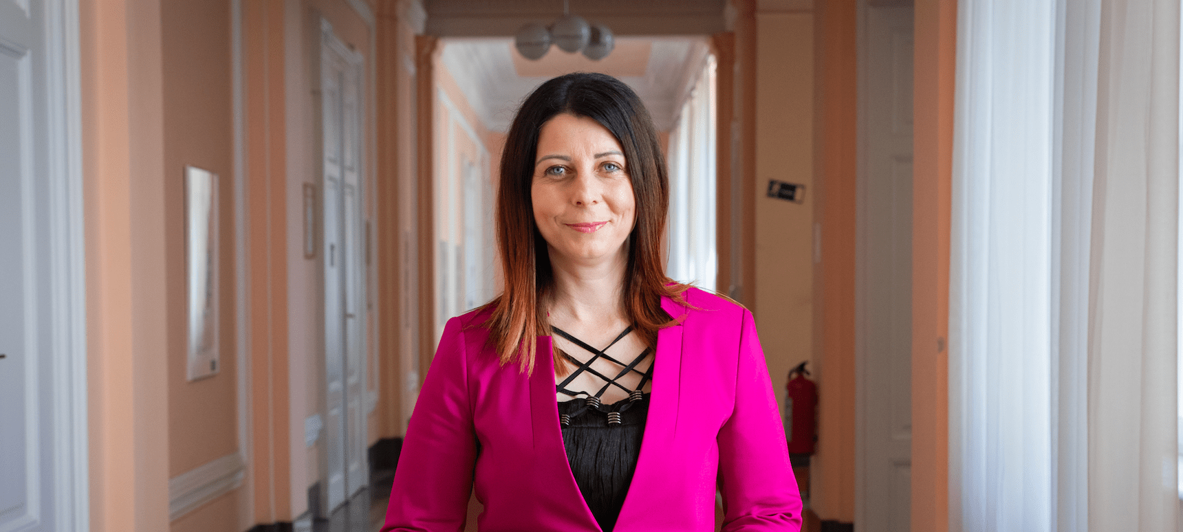 Mag. Karmen Furman: Domovi za starejše so kritično kadrovsko podhranjeni