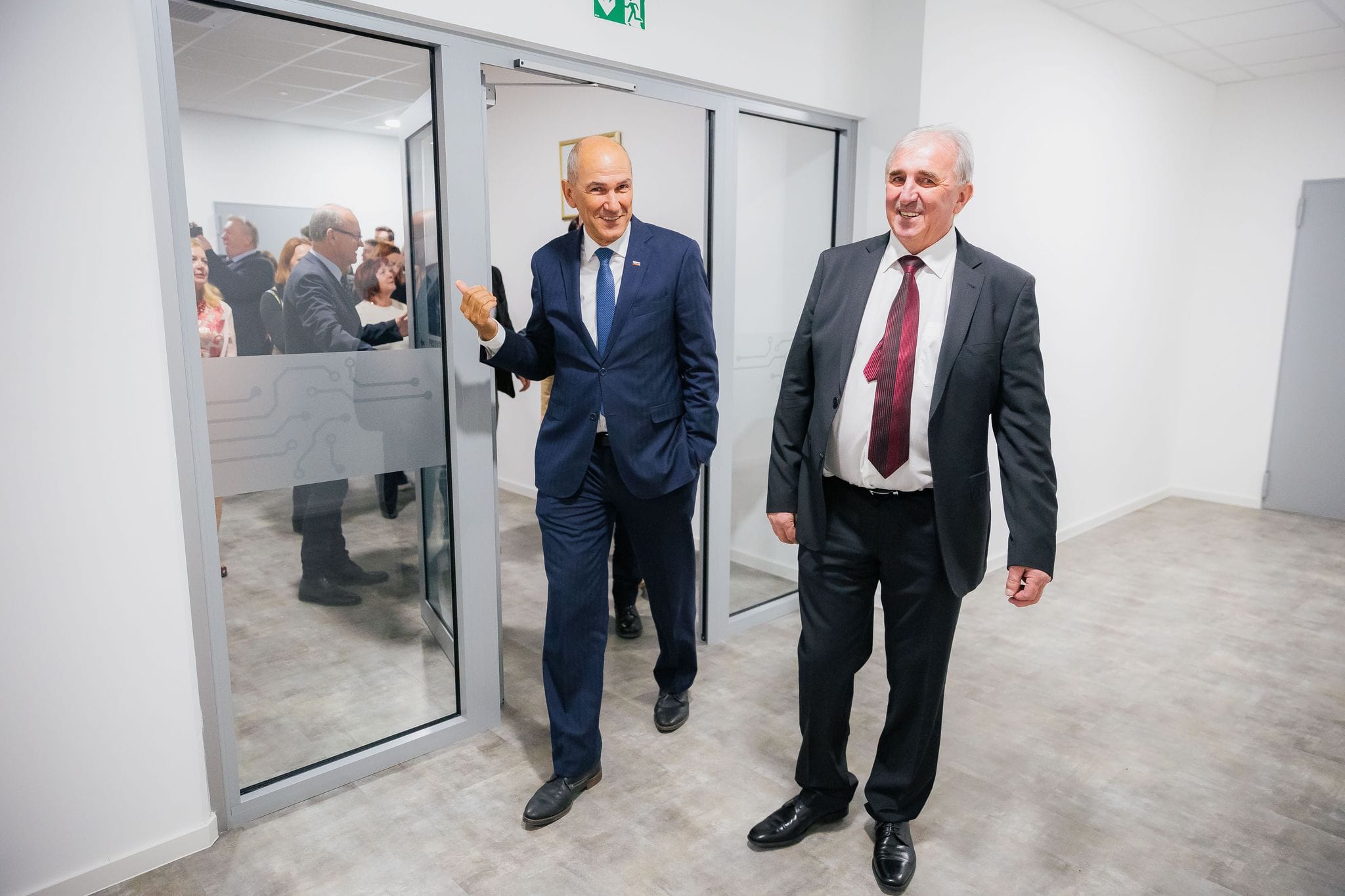 Janez Janša v Logatcu: Denar ne raste na drevesu, treba ga je zaslužiti.