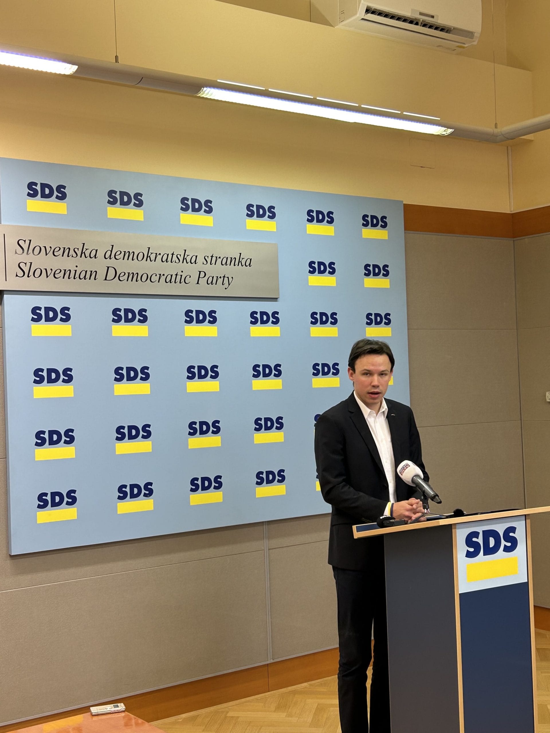 Državna štipendija ne sme biti ovira za Zoisovo štipendijo