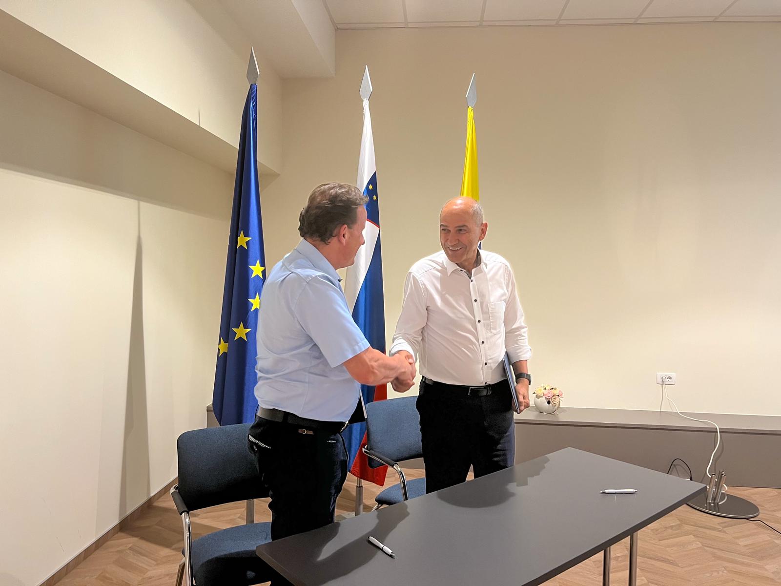 Slovenska demokratska stranka nadaljuje pot krepitve in povezovanja