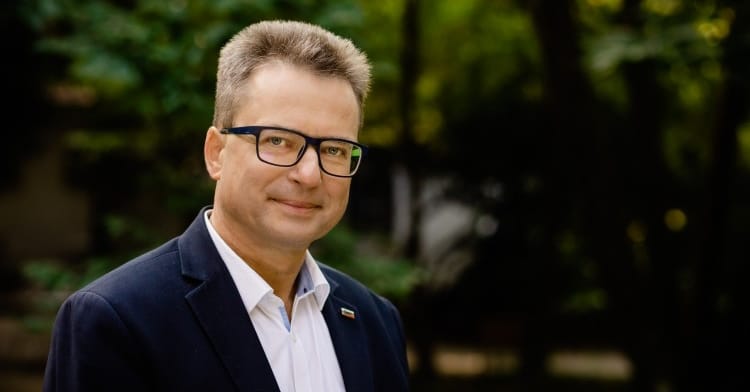 Zvone Černač: Ljudem je potrebno najprej pomagati pri pridobivanju nadomestnih objektov, zemljišč in šele v skrajnih primerih, če sploh, zadeve urejati z razlastitvami