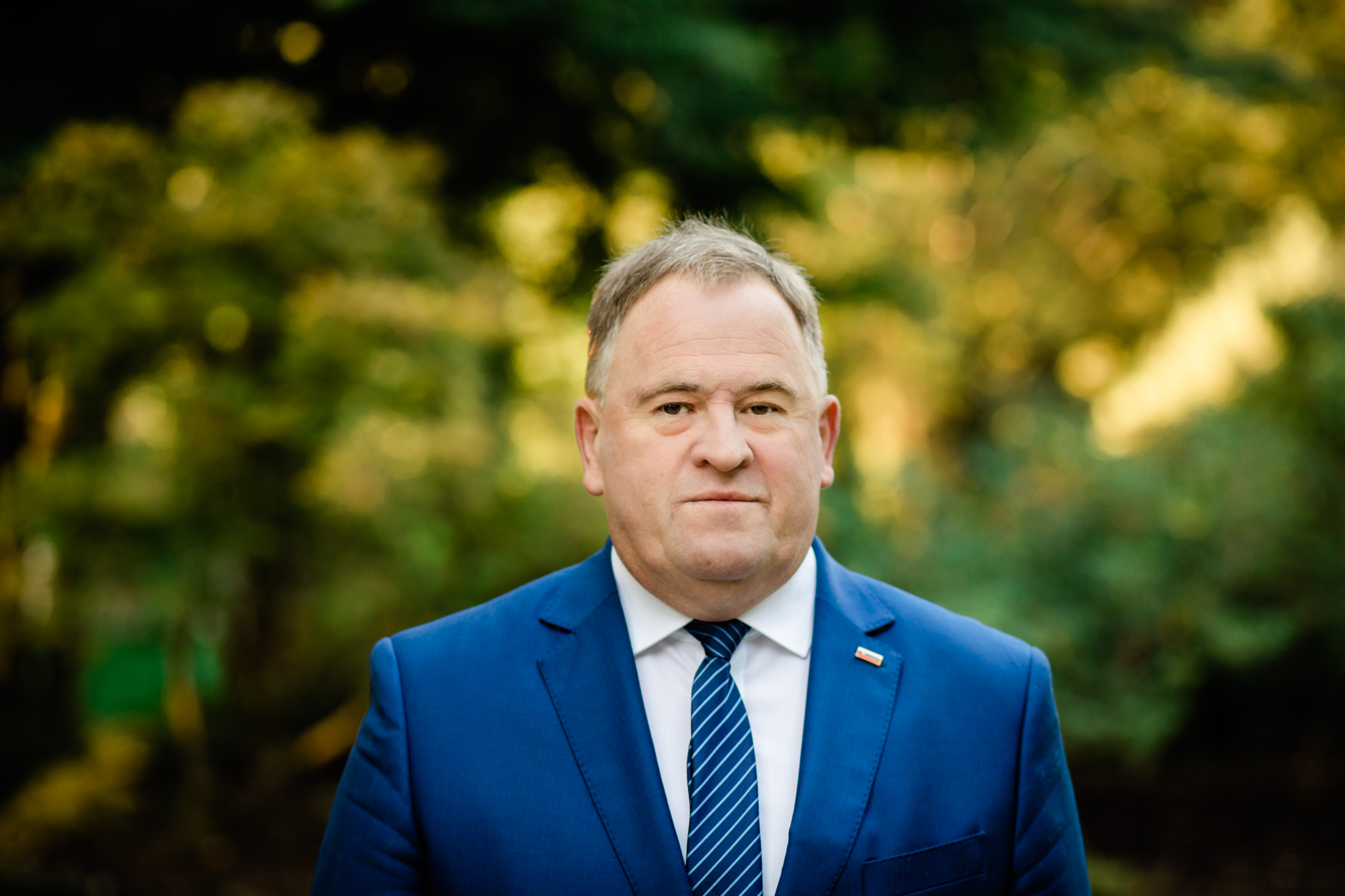 Bojan Podkrajšek: Ali se postopki za ugotavljanje vzajemnosti glede nakupa nepremičnin v Sloveniji za državljane Bosne in Hercegovine, Ukrajine in Moldavije že izvajajo?