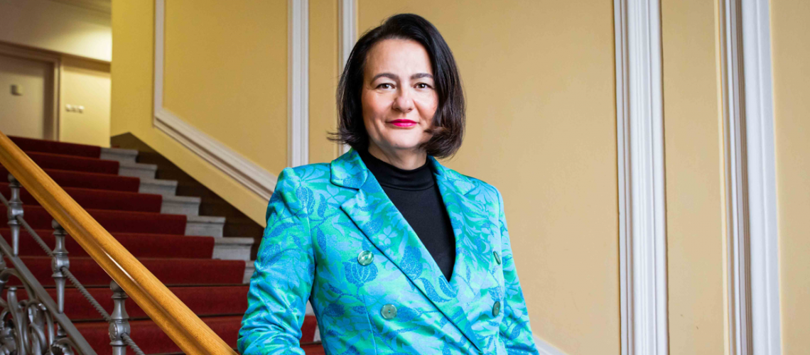 Anja Bah Žibert: Ali vlada sploh jemlje resno vse stavkajoče v državi in tiste, ki to napovedujejo?
