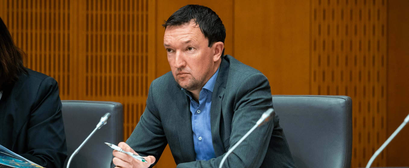 Tomaž Lisec: Kakšni so načrti delovanja v letu 2024, da se skuša v največji meri preprečiti kraja gozdno lesnih sortimentov v državnih gozdovih?