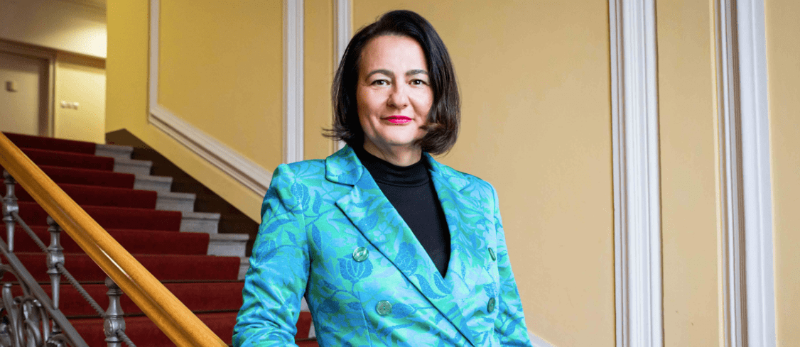 Anja Bah Žibert: Ali vlada načrtuje finančno pomoč občinam, ki imajo podružnične šole?