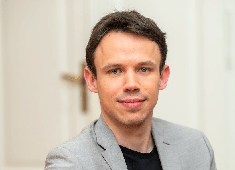 Andrej Hoivik: Ali je ministrstvo za kulturo pridobilo vsa dovoljenja za uprizarjanje del SNG Drama na začasni lokaciji?