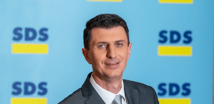 Andrej Kosi: Kako ministrstvo in vodstvo Policije pojasnjujeta nizko zaupanje javnosti v policijo?
