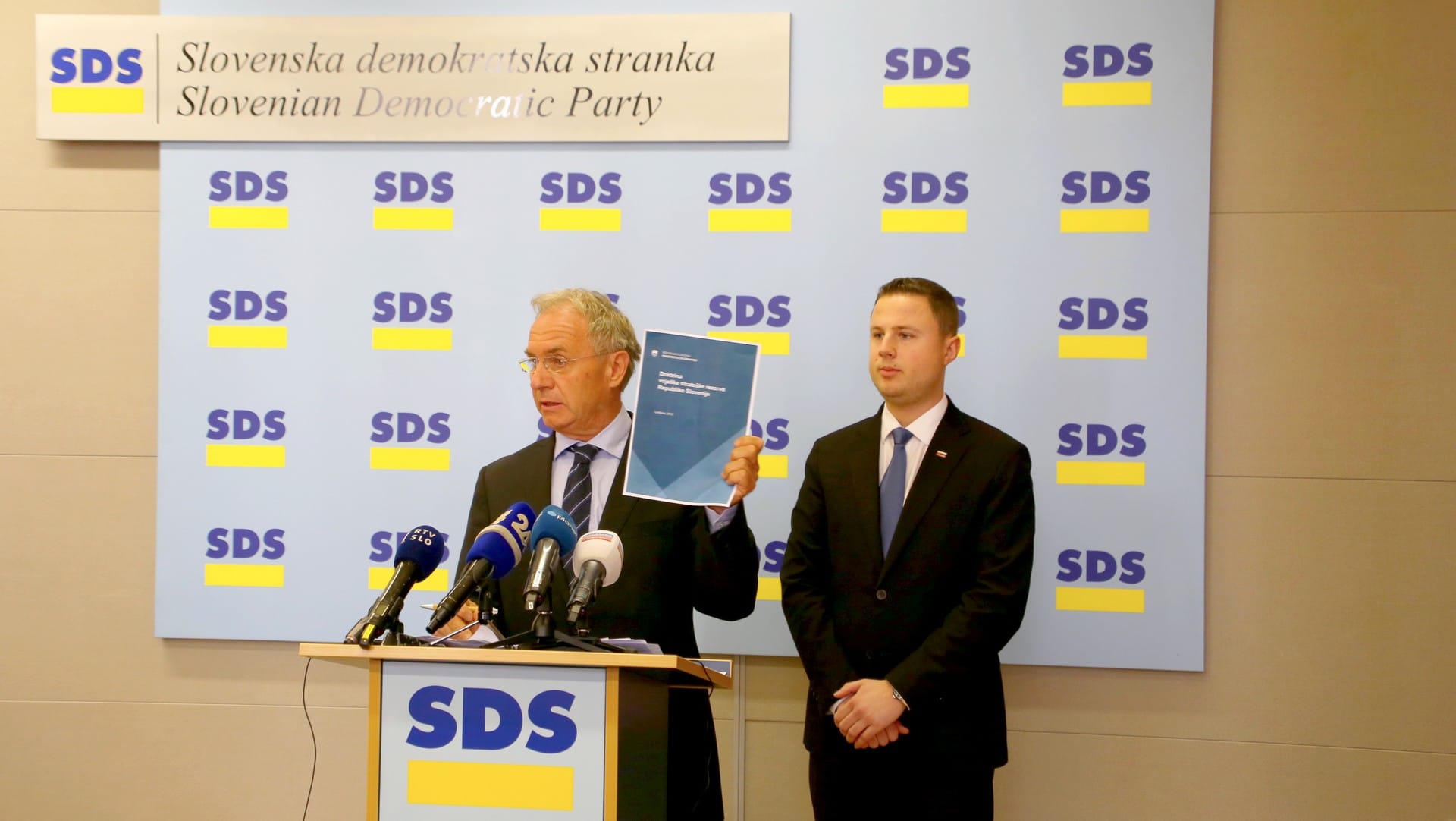 Aleš Hojs in Žan Mahnič