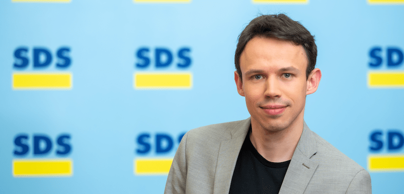 Andrej Hoivik: Ali je izdaja smernic glede Programsko-produkcijskega načrta za leto 2025 povzročila napetosti znotraj našega največjega javnega zavoda?