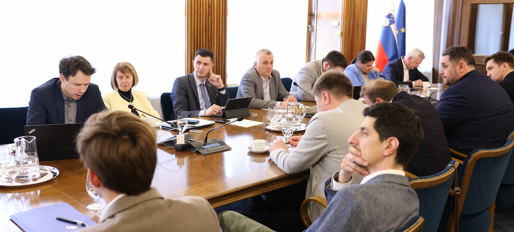 Nujna seja parlamentarnih odborov o uveljavljanju avtorskih pravic avdiovizualnih ustvarjalcev