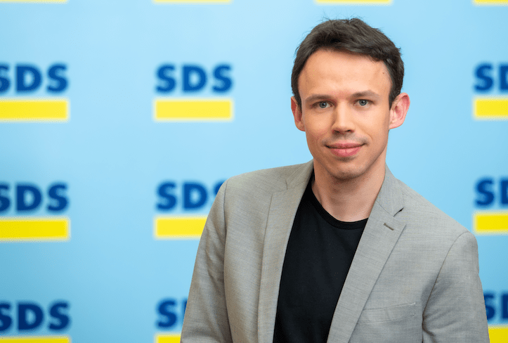 Referendum bo jasen odgovor ljudstva na privilegije in zavajanja ministrice Vrečko