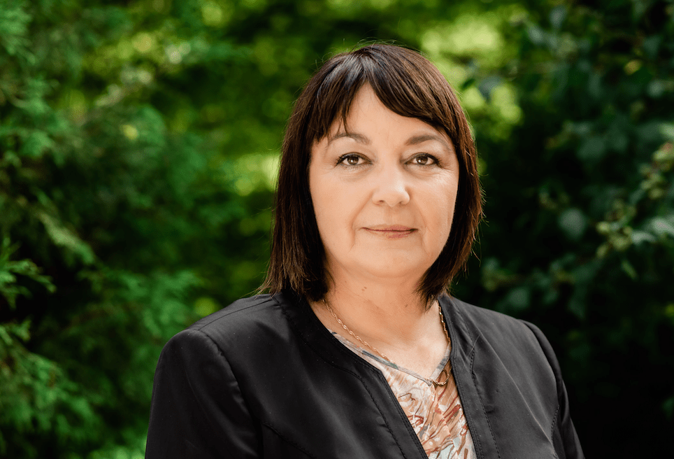 Alenka Helbl: Kako bodo zagotovljene pravice upravičencev do dolgotrajne oskrbe, dokler sistem ne bo v celoti delujoč?