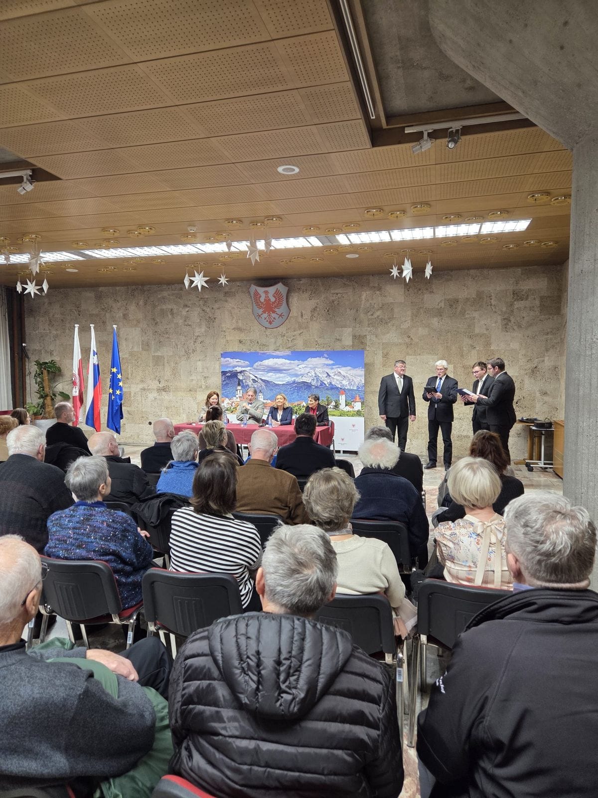 Kultura kot temelj identitete, življenja in nacionalnega interesa