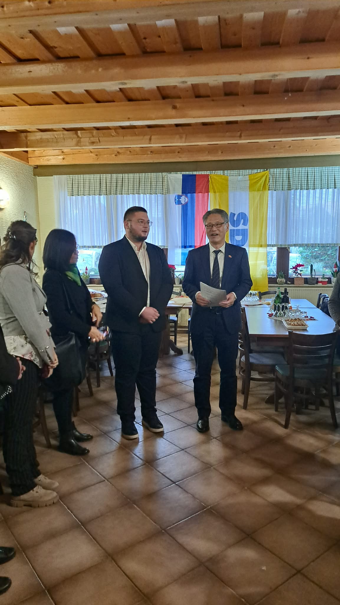 Ponosni na dobro sodelovanje – donacija in obisk tajvanskega veleposlanika v Šentjerneju