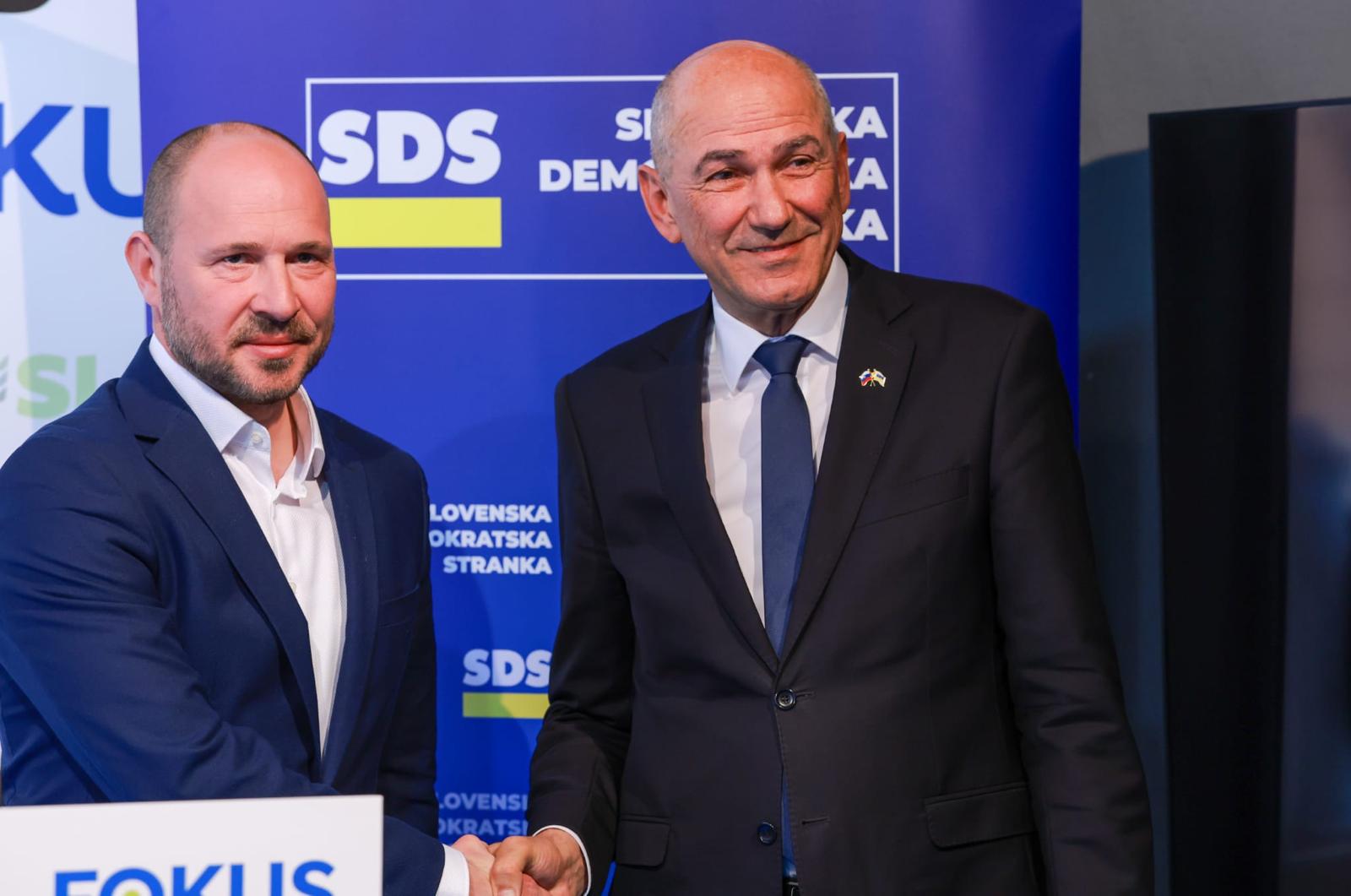 Novinarska konferenca SDS in NSi: Glasovanje na nezakonitih voliščih na predčasnih volitvah naslednji teden je nezakonito